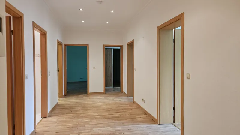 Großzügige 4-Zimmer Wohnung in Berlin-Westend — photo 1